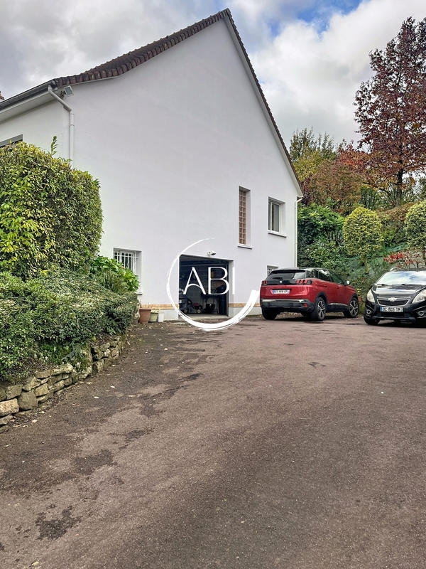 Maison - 155 m² - 4 pièces