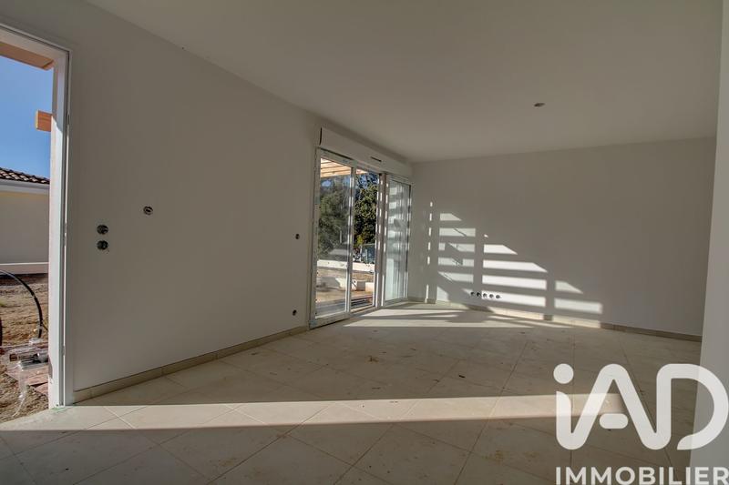 Maison - 77 m² - 4 pièces