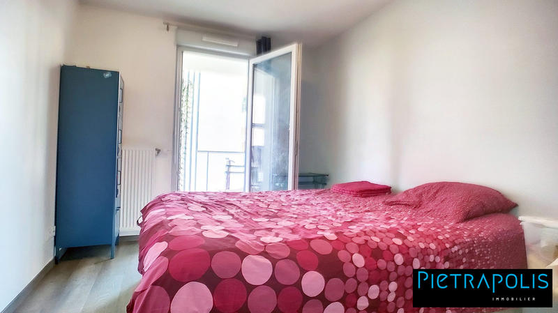 Appartement - 97 m² - 4 pièces