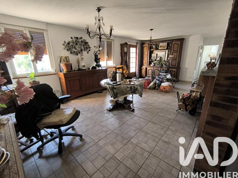 Maison - 90 m² - 5 pièces