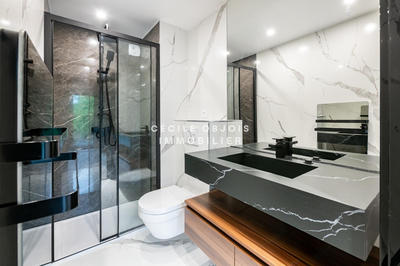 Appartement - 83 m² - 4 pièces