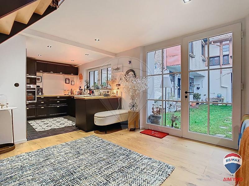 Maison - 192 m² - 7 pièces