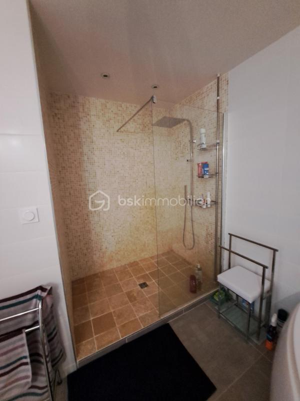 Loft - 109 m² - 4 pièces