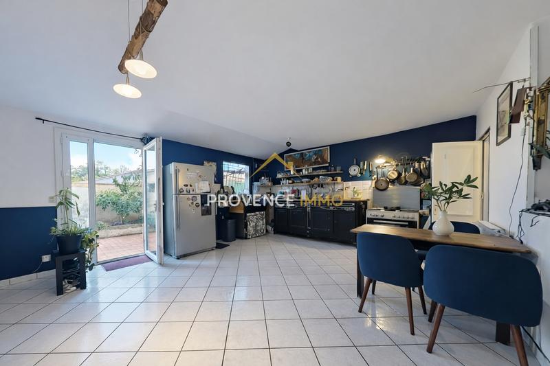 Appartement - 92 m² - 4 pièces