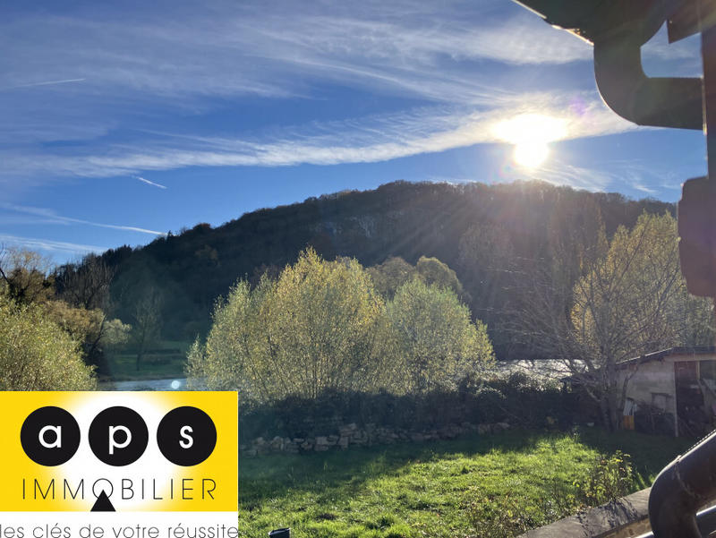 Maison - 210 m² - 9 pièces