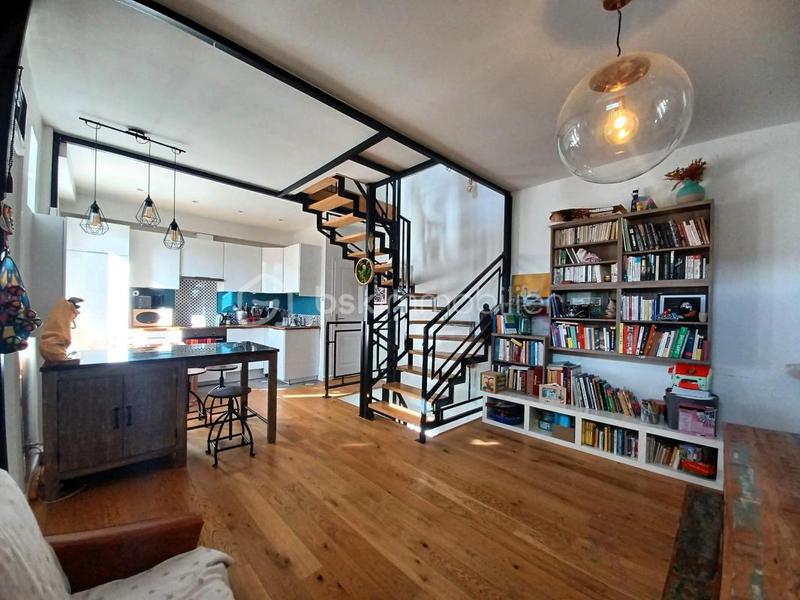 Maison - 98 m² - 6 pièces