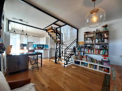 Maison - 98 m² - 6 pièces