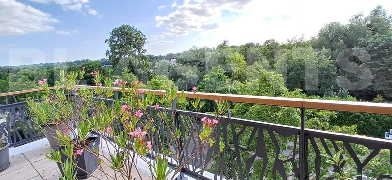 Appartement - 83 m² - 4 pièces