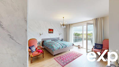 Maison - 296 m² - 10 pièces