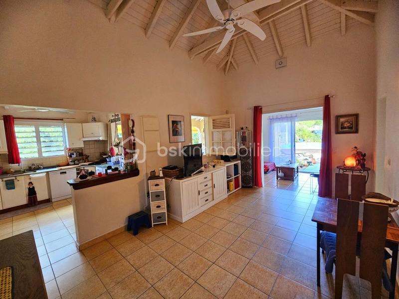 Maison - 173 m² - 6 pièces