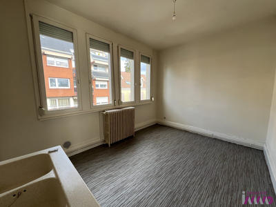 Appartement - 70 m² - 2 pièces
