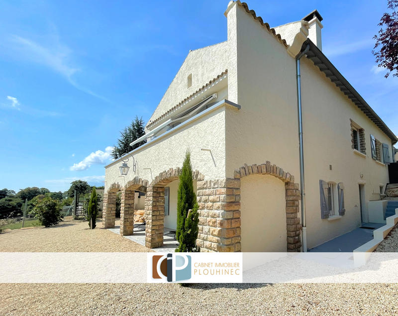 Maison - 245 m² - 7 pièces