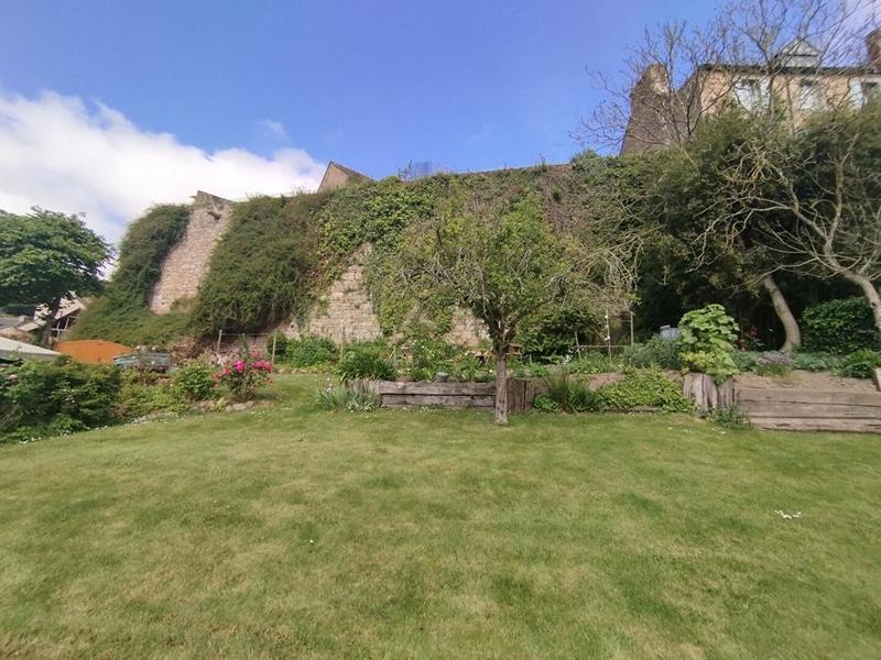 Maison - 152 m² - 6 pièces