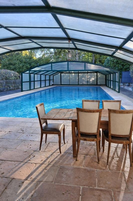 Propriété - 346 m² - 14 pièces