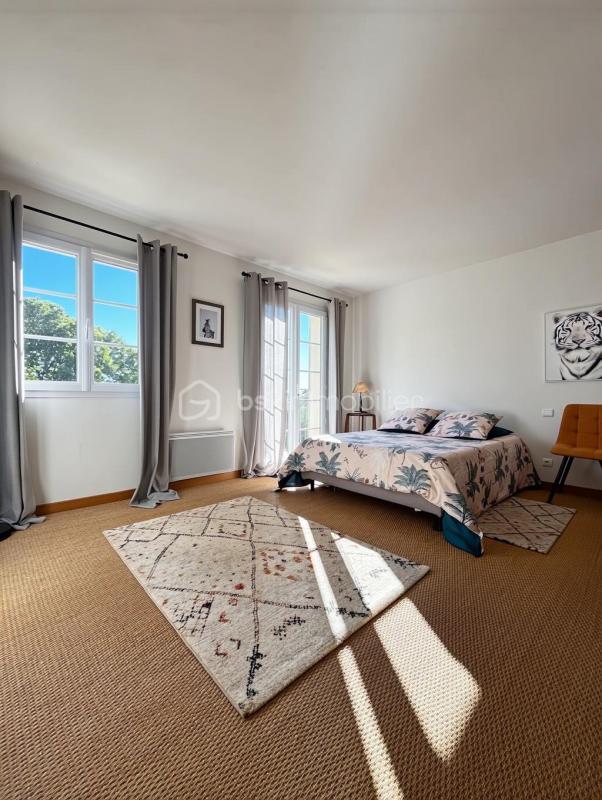 Villa - 433 m² - 12 pièces