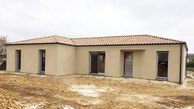 Maison - 100 m² - 5 pièces