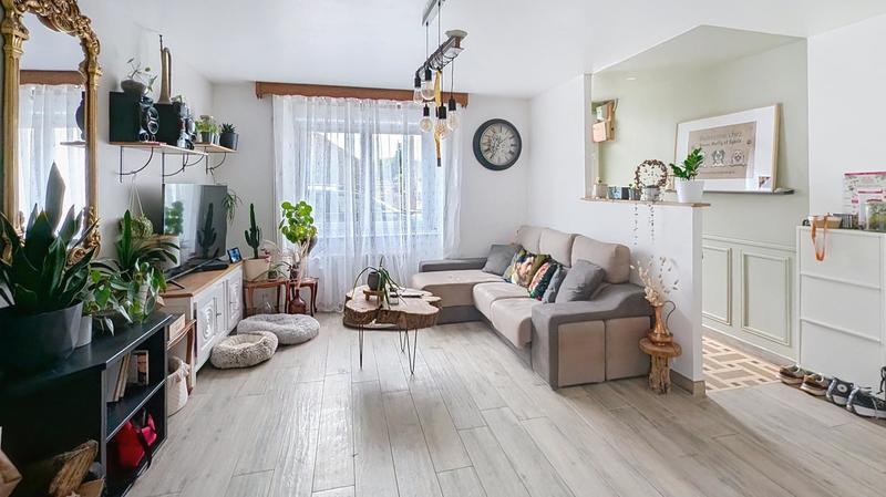 Maison - 110 m² - 6 pièces