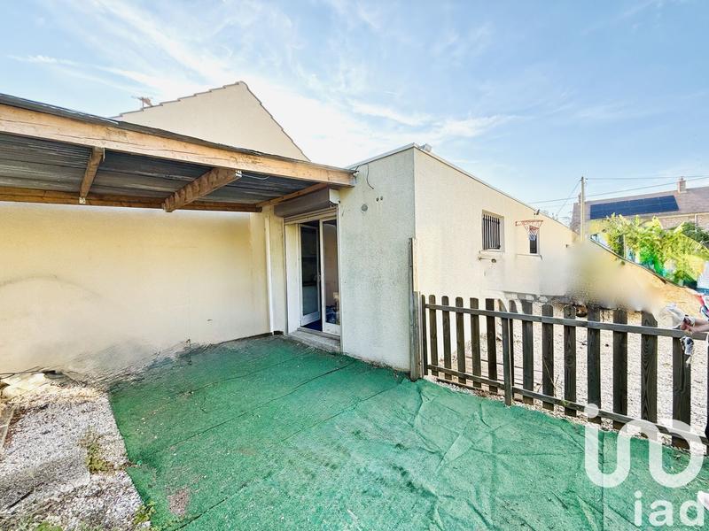 Maison - 180 m² - 8 pièces