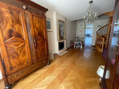 Maison - 92 m² - 4 pièces