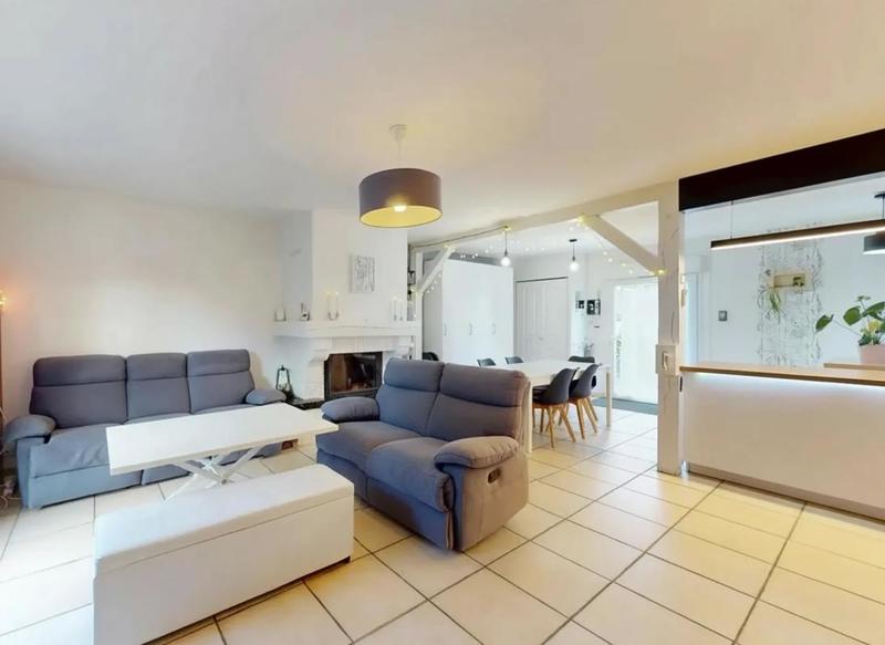 Maison - 106 m² - 6 pièces