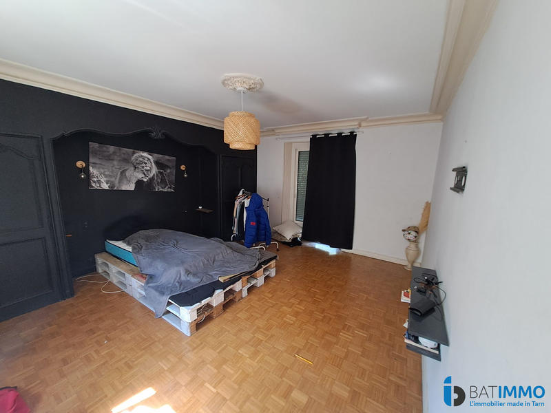 Maison - 200 m² - 10 pièces