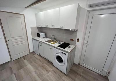 Studio - 12 m² - 1 pièce