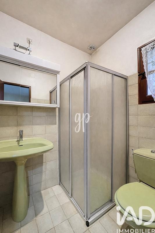 Maison - 194 m² - 15 pièces