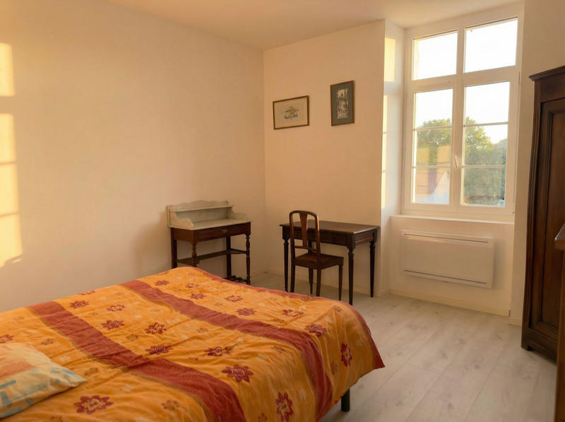 Maison - 265 m² - 9 pièces