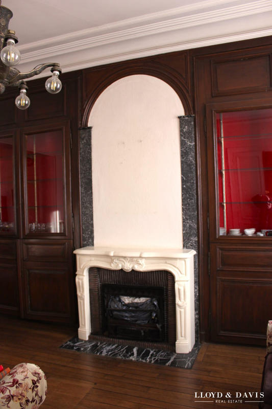 Maison - 243 m² - 7 pièces