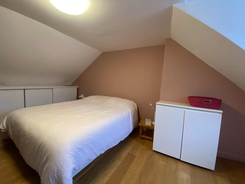 Maison - 227 m² - 11 pièces