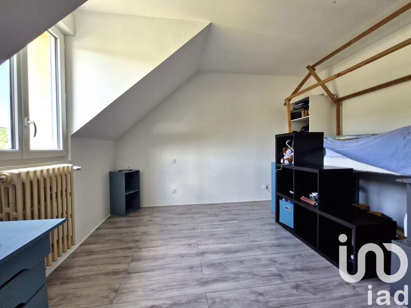 Maison - 275 m² - 11 pièces