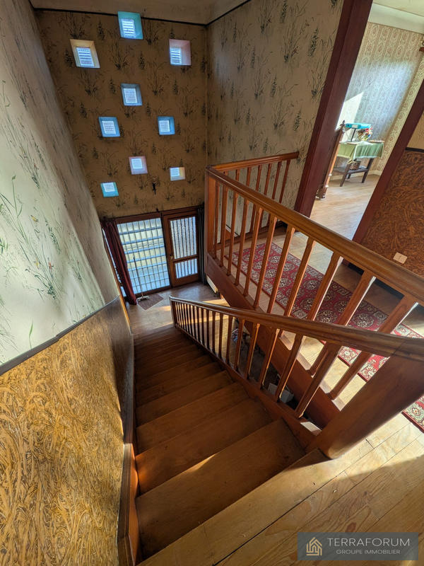 Maison - 109 m² - 6 pièces