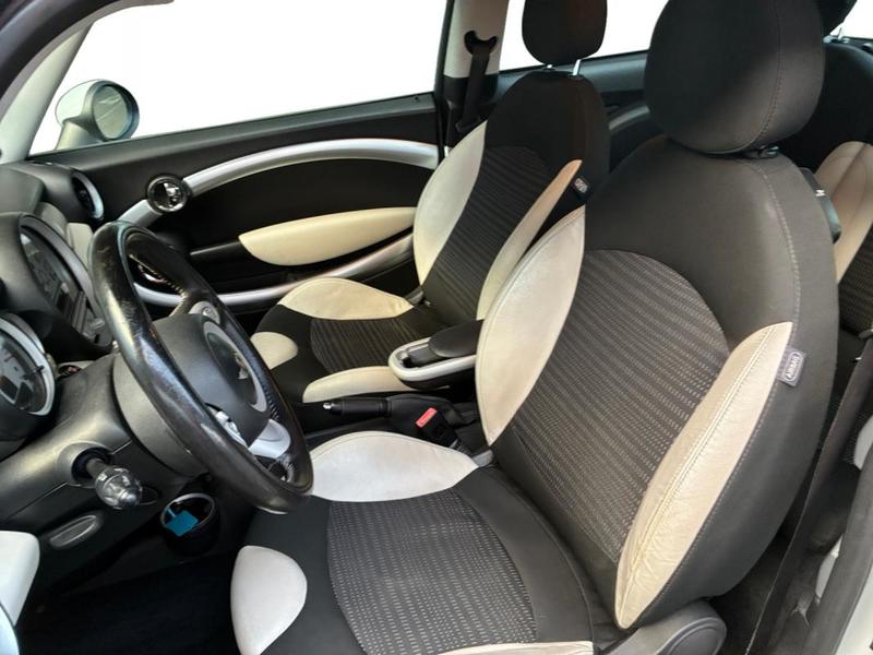 Mini Hatch R56 1.6i - 120 Cooper 50 Camden