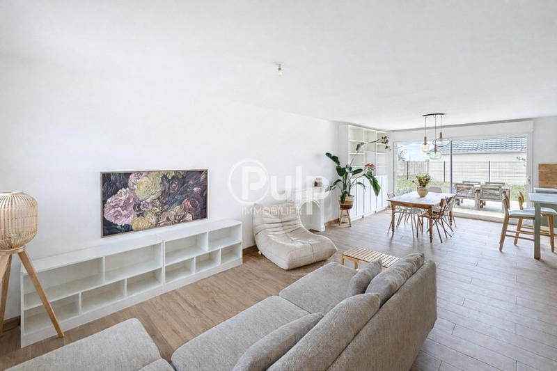 Maison - 96 m² - 4 pièces