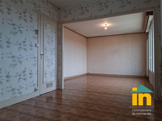 Maison de ville - 75 m² - 4 pièces