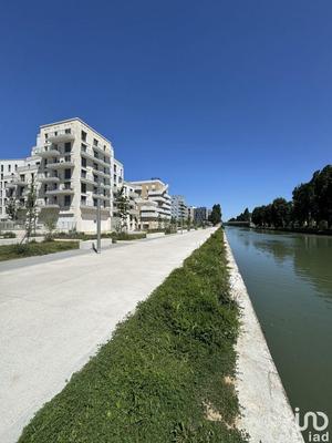 Local commercial - 143 m²