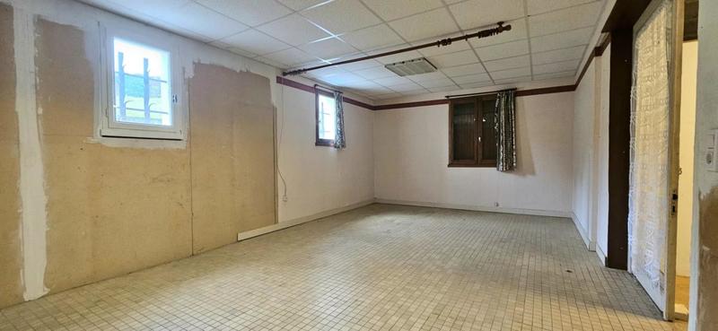 Maison - 148 m² - 7 pièces