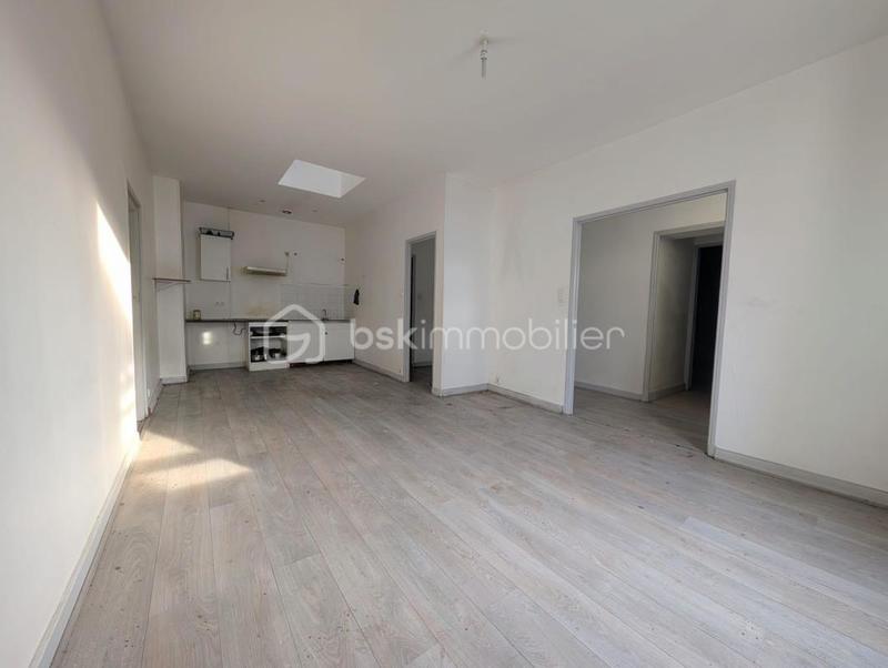 Immeuble - 179 m² - 7 pièces