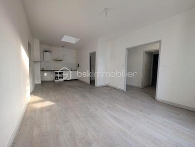 Immeuble - 179 m² - 7 pièces