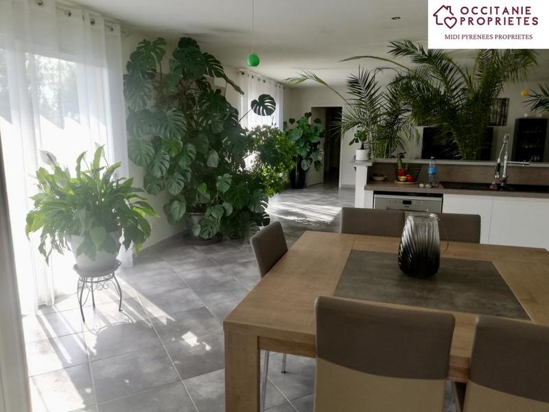 Villa - 140 m² - 6 pièces