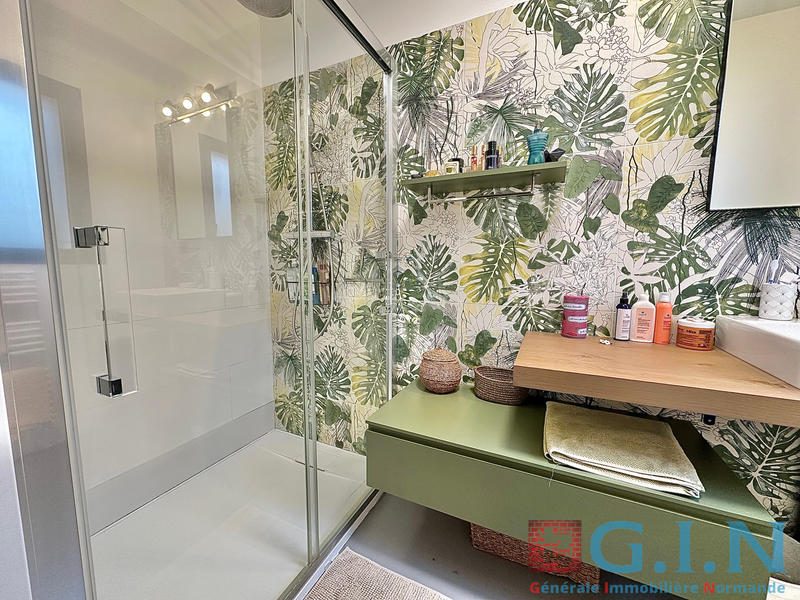 Maison - 130 m² - 7 pièces