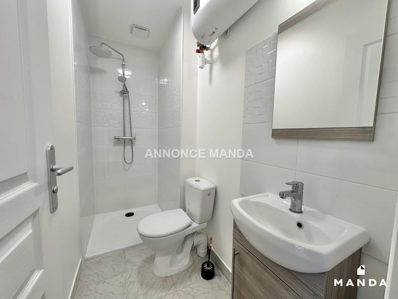 Studio - 17 m² - 1 pièce