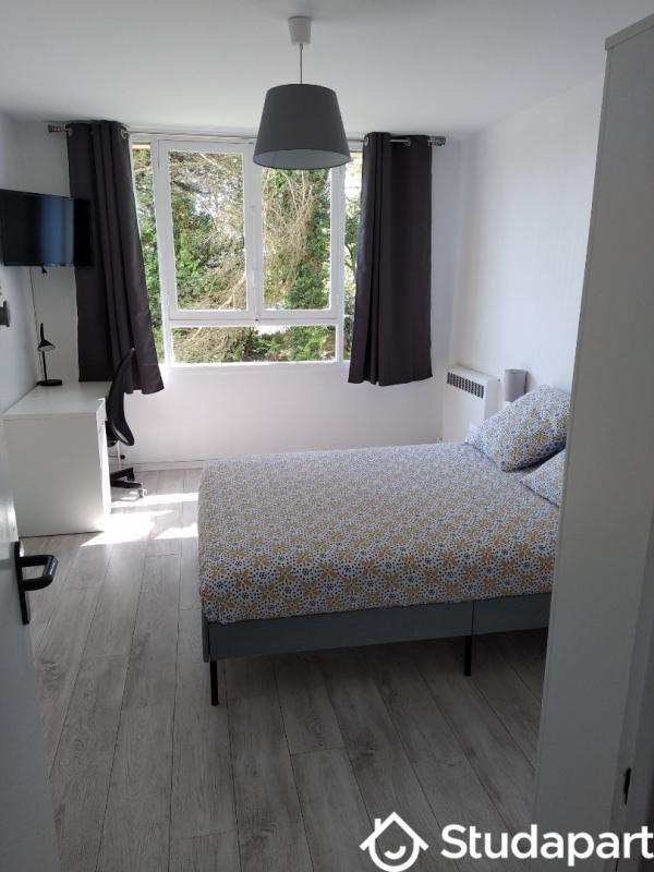 Chambre - 11 m² - 1 pièce