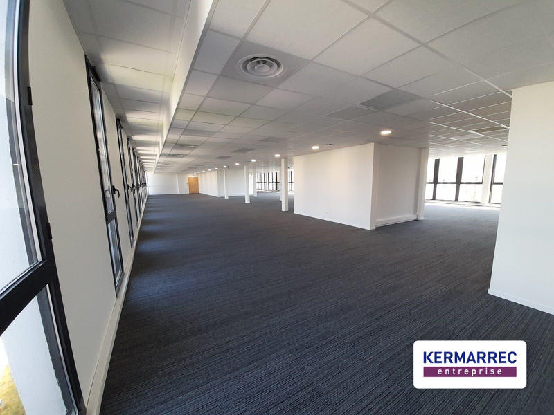 Bureau - 990 m²