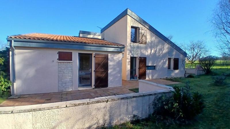 Maison d'architecte - 181 m² - 7 pièces