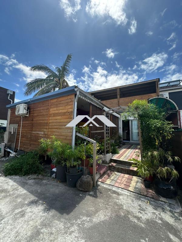 Maison traditionnelle - 92 m² - 7 pièces