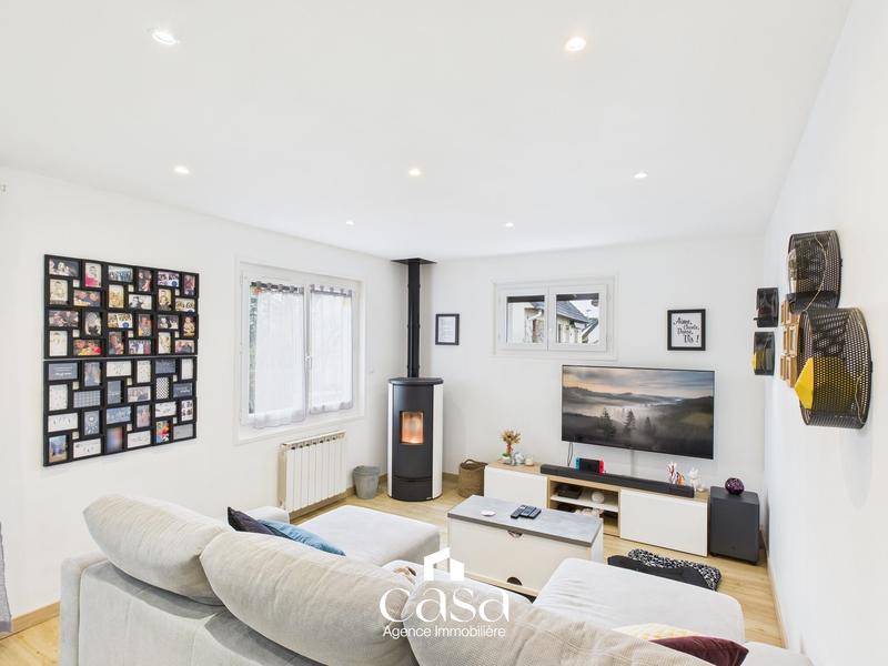 Maison - 93 m² - 5 pièces