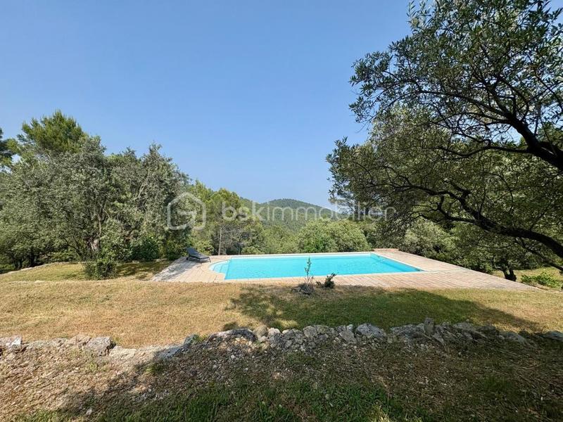 Mas - 135 m² - 5 pièces