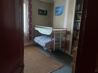 Maison - 215 m² - 10 pièces