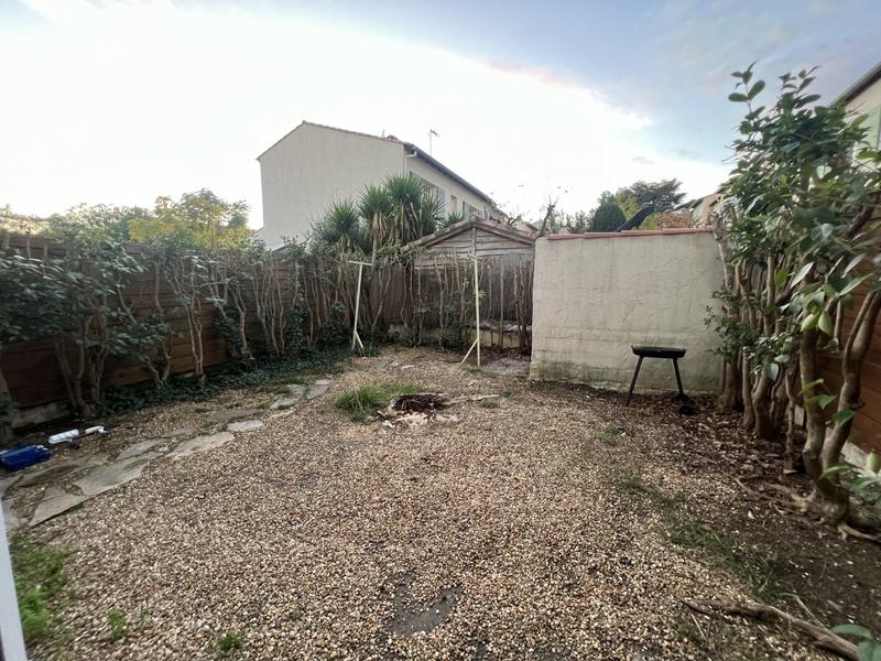 Villa - 90 m² - 4 pièces